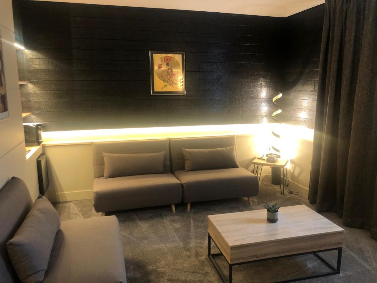 אומונט-אוברק Logis Hotel Et Spa Chez Camillou מראה חיצוני תמונה