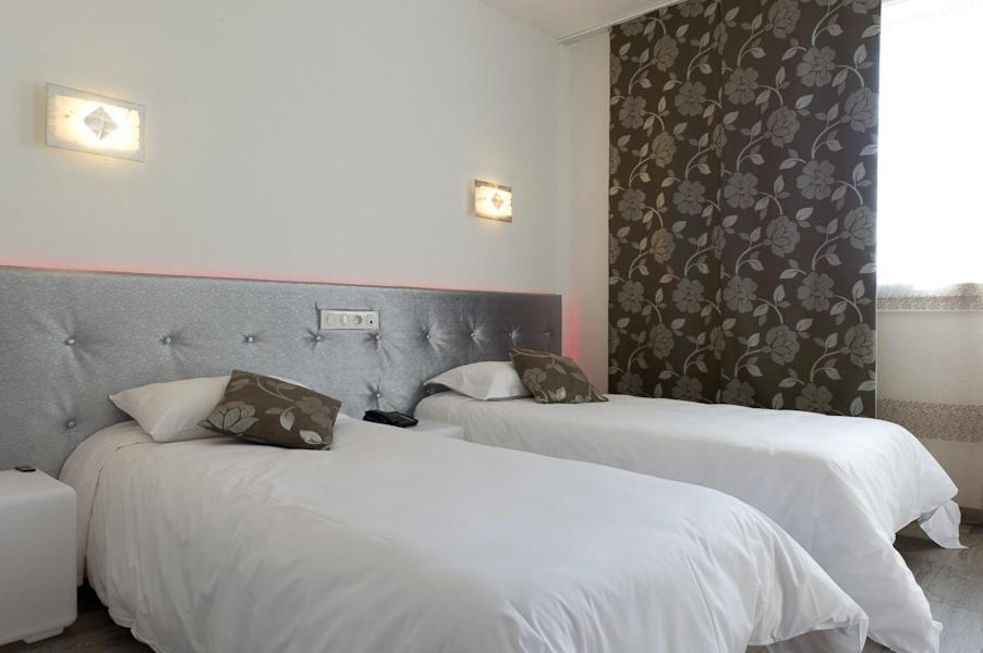 אומונט-אוברק Logis Hotel Et Spa Chez Camillou חדר תמונה