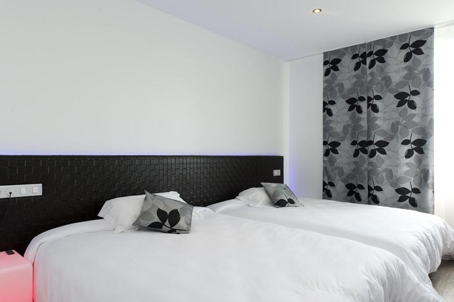 אומונט-אוברק Logis Hotel Et Spa Chez Camillou חדר תמונה