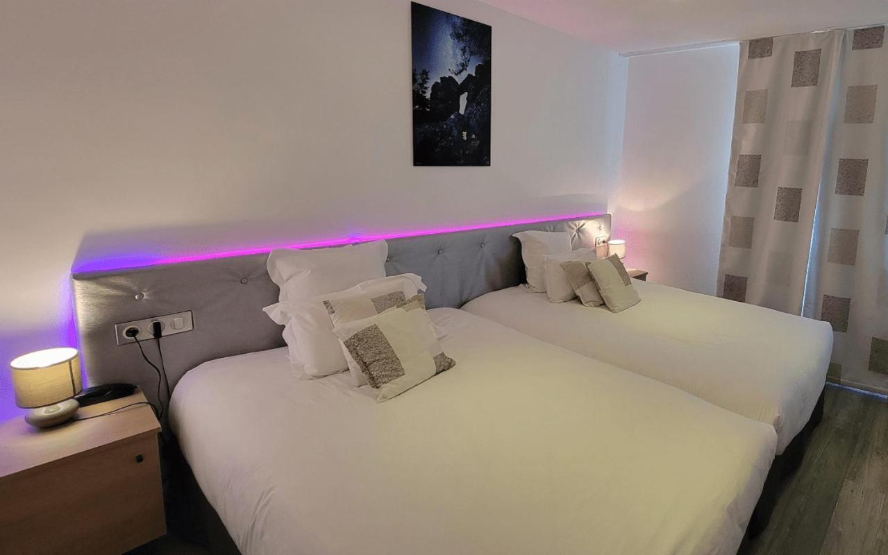 אומונט-אוברק Logis Hotel Et Spa Chez Camillou מראה חיצוני תמונה