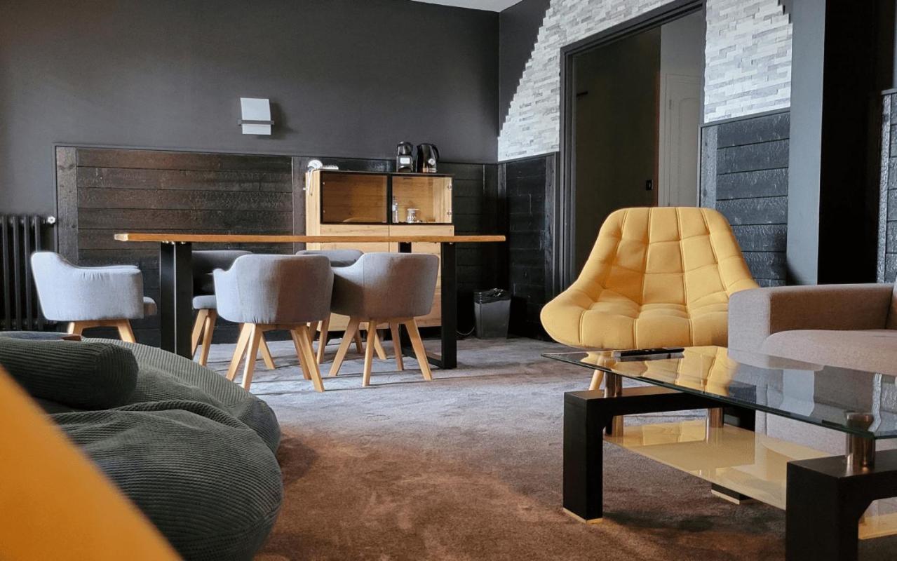 אומונט-אוברק Logis Hotel Et Spa Chez Camillou חדר תמונה