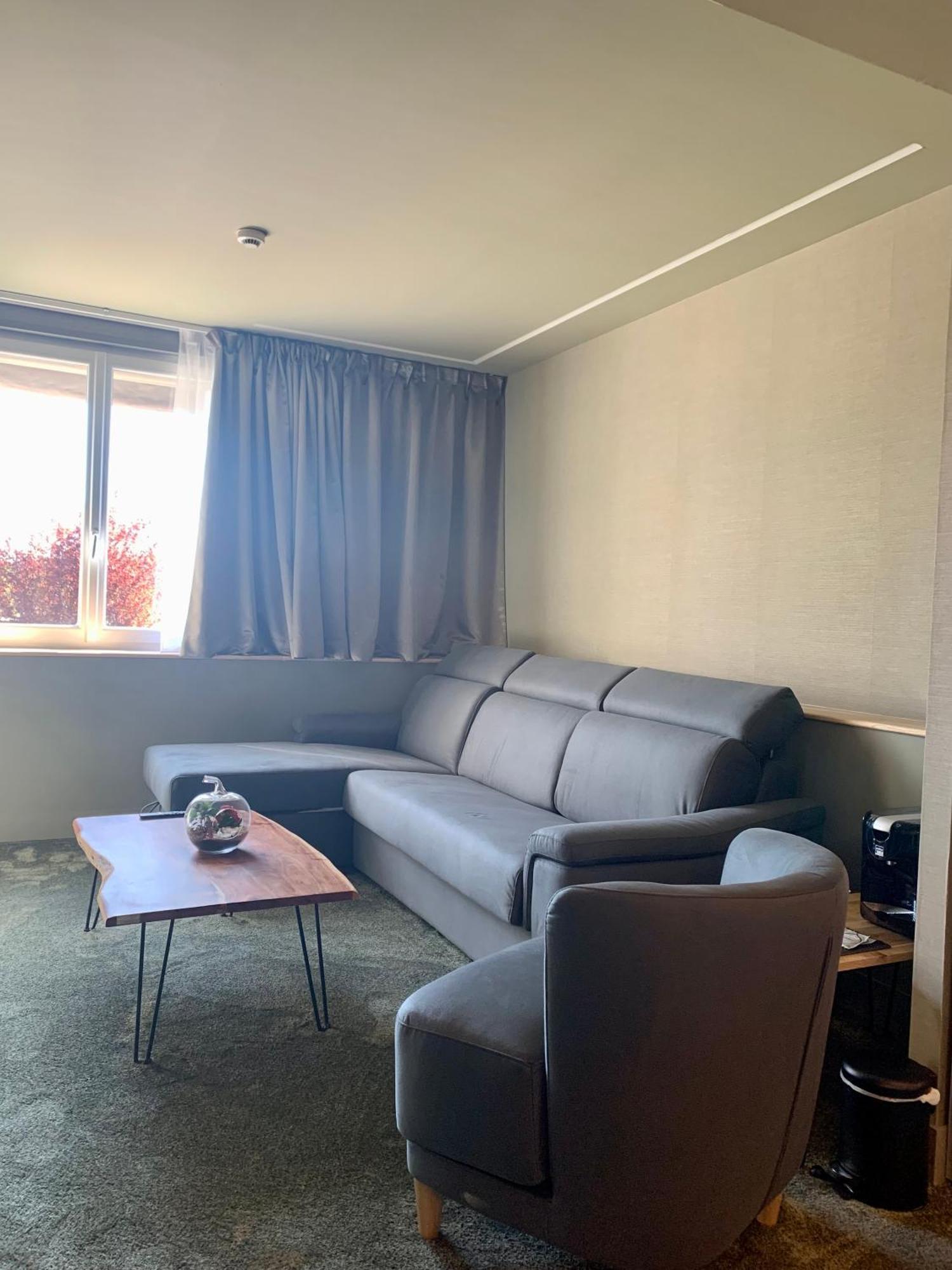 אומונט-אוברק Logis Hotel Et Spa Chez Camillou חדר תמונה